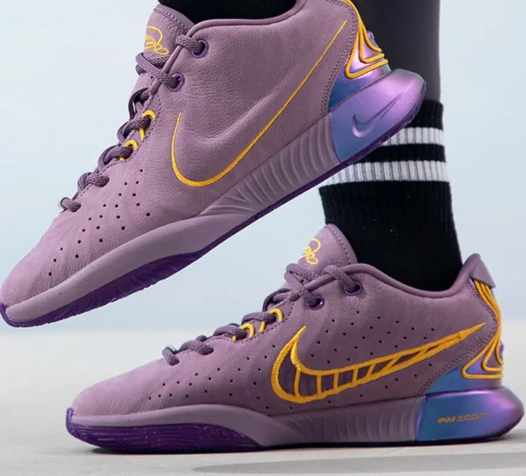 Giày Nike LeBron 21 ‘Purple Rain’ FZ7189-500 - Ảnh 3