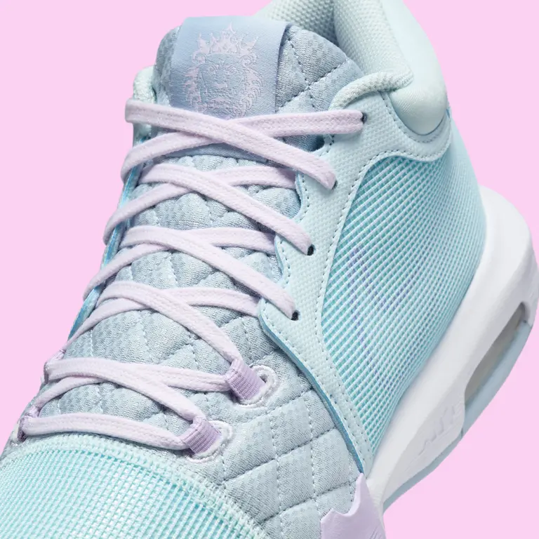 Alternative view of Giày Nike LeBron Witness 8 ‘Easter’ FB2239-401