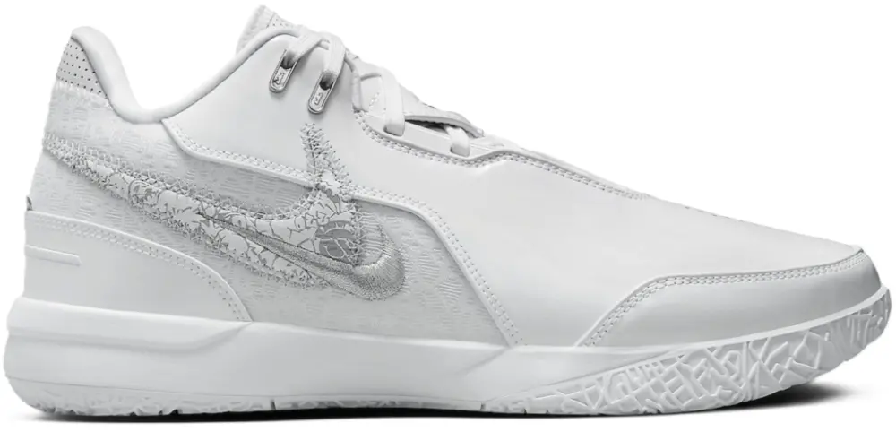 Giày Nike Lebron NXXT Gen Ampd ‘White Silver’ FJ1567-102
