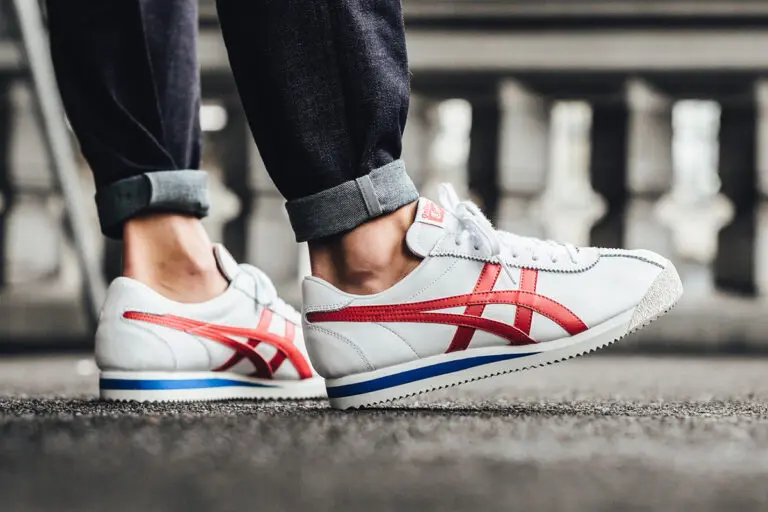 Alternative view of Giày Onitsuka Tiger Corsair ‘White Red’ 1183B397-100