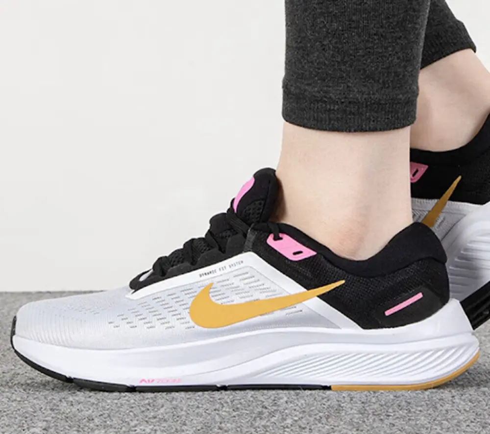 Alternative view of Giày Nike Air Zoom Structure 24 'White Black Wheat Gold' DA8570-106