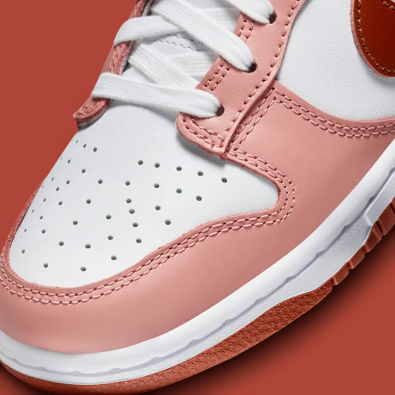 Alternative view of Giày Nike Dunk Low ‘Red Stardust’ FQ8876-618