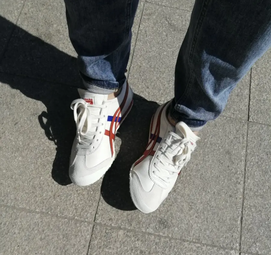 Alternative view of Giày Onitsuka Tiger Mexico 66 ‘Birch Red’ 1183A201-206