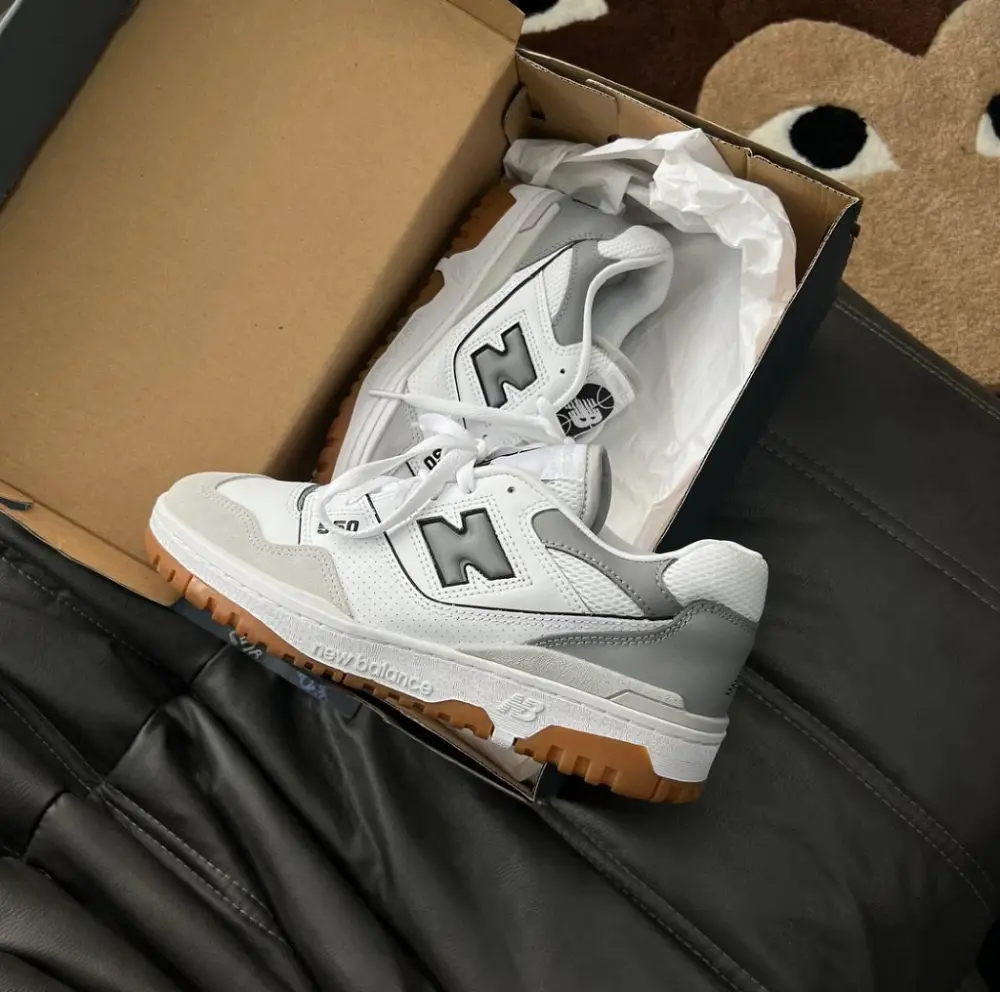 Alternative view of Giày New Balance 550 'White Slate Grey' BB550ESC