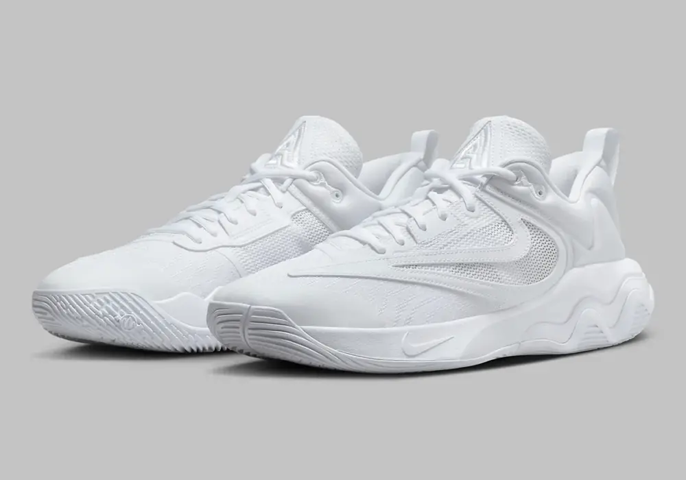 Alternative view of Giày Nike Giannis Immortality 3 Triple White DZ7533-102