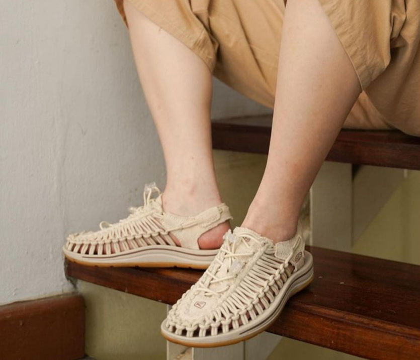 Dép Keen Uneek Canvas 'Birch' 1026228 - Ảnh 3