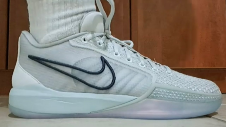 Giày Nike Sabrina 1 ‘Ionic Photon Dust’ FQ3381-010 - Ảnh 5