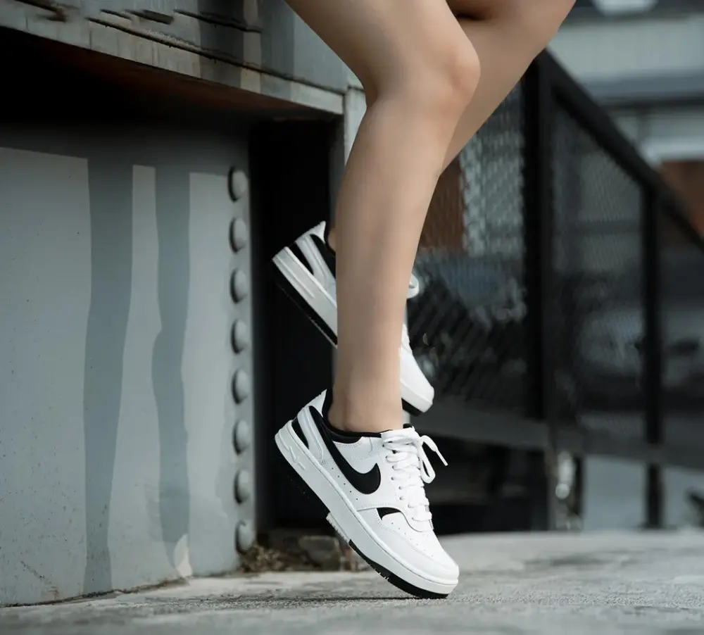 Alternative view of Giày Nike Gamma Force 'White Black' DX9176-100