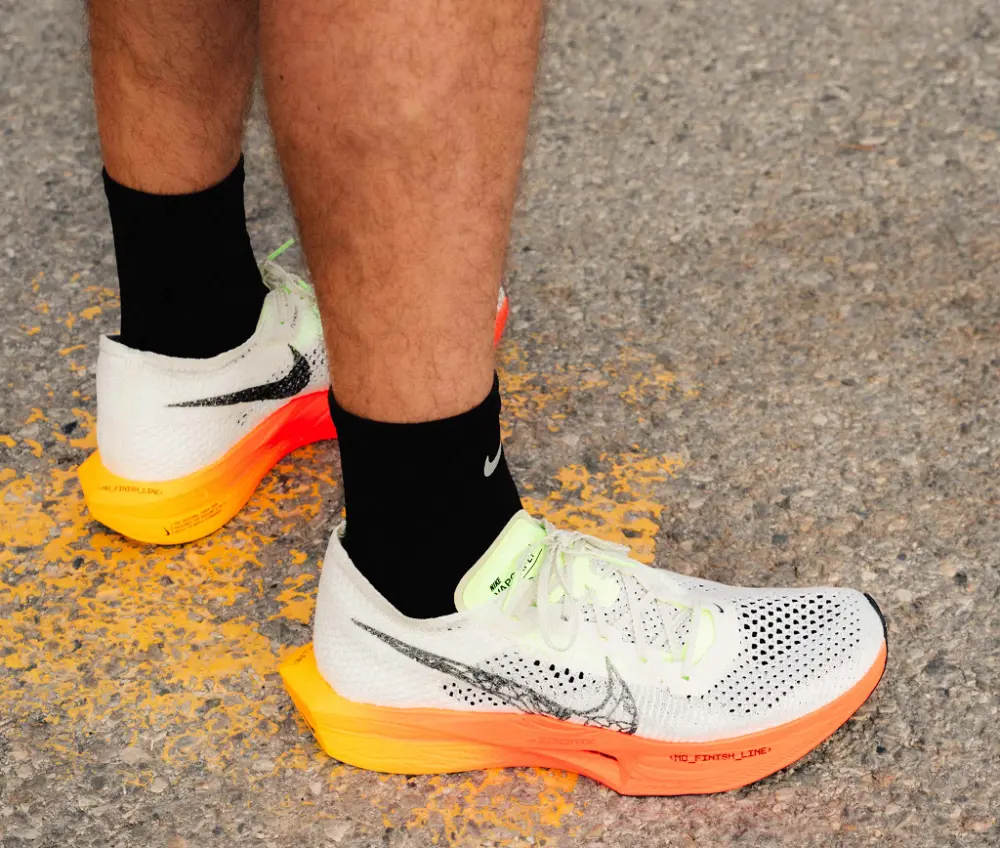 Giày Nike ZoomX Vaporfly 3 No Finish Line FQ8344-020 - Ảnh 4
