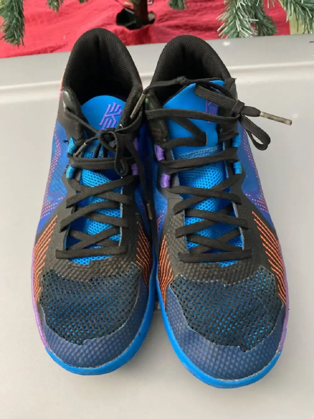 Alternative view of Giày Nike Kyrie Flytrap 5 GS 'Photo Blue Tie-Dye' DD0340-410