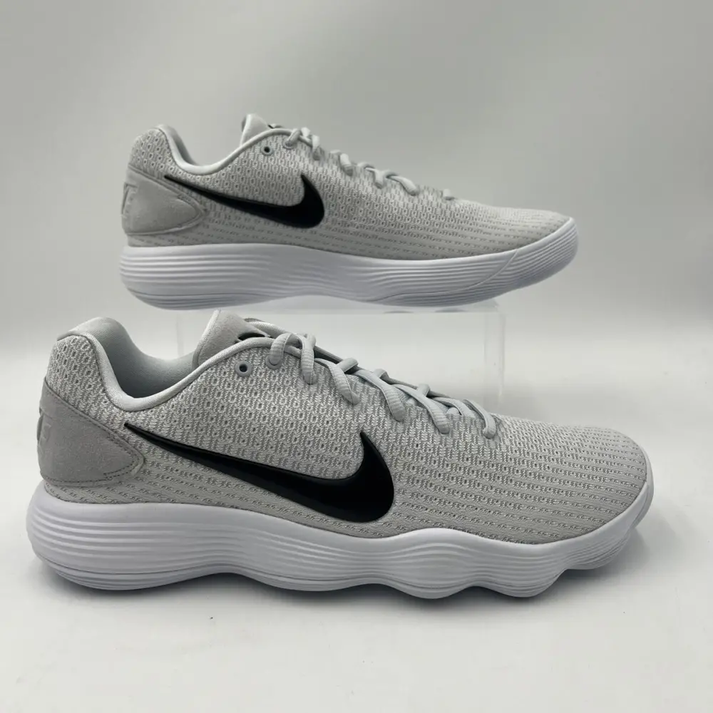 Alternative view of Giày Nike Hyperdunk 2017 Low 'White Black' 897663-100