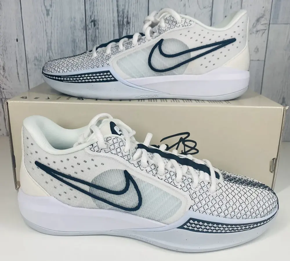 Alternative view of Giày Nike Sabrina 1 Magnetic 'Black Football Grey' FQ3381-103