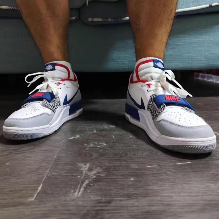 Giày Nike Air Jordan Legacy 312 Low GS ‘White French Blue’ CD9054-104 - Ảnh 2