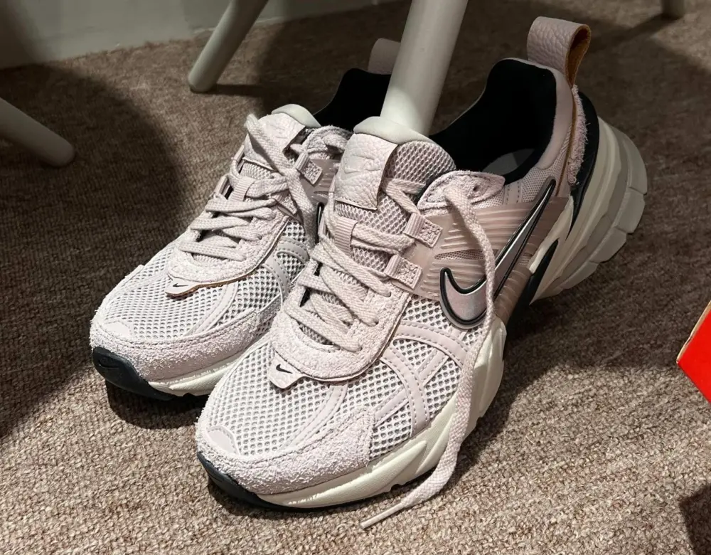 Giày Nike V2K Run 'Platinum Violet' FN6703-001 - Ảnh 6