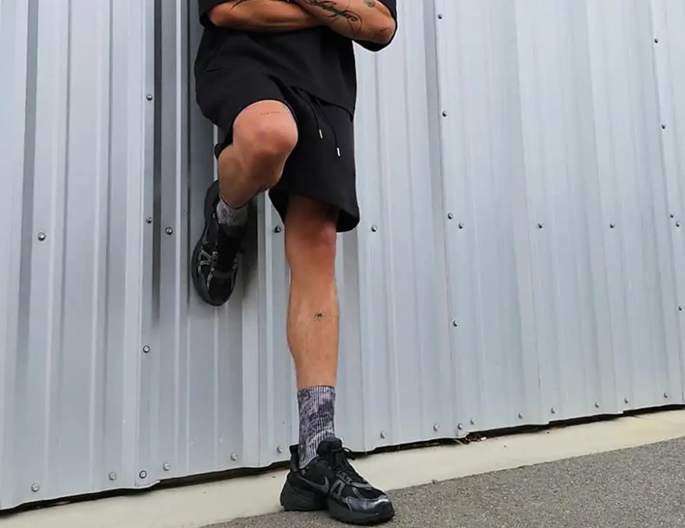 Giày Nike V2K Run 'Black Anthracite' HJ4497-001 - Ảnh 4