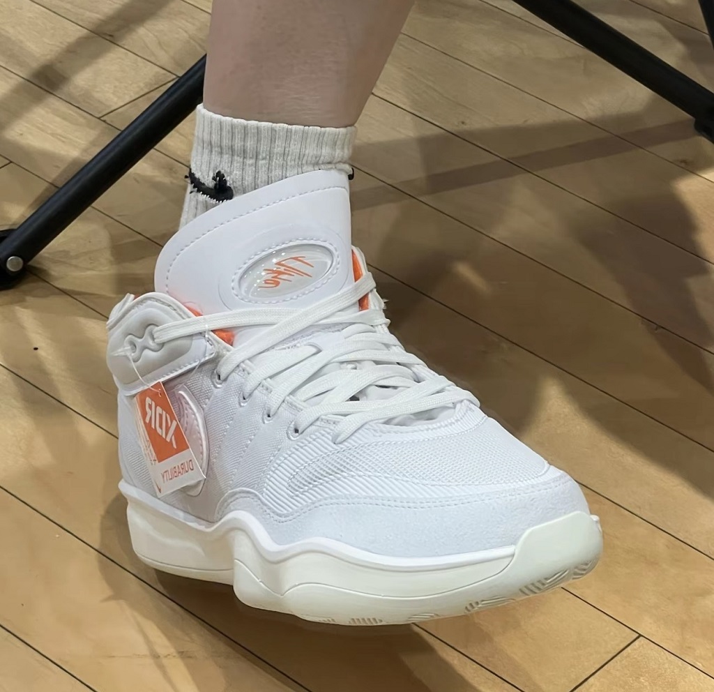 Giày Nike Air Zoom G.T. Hustle 2 EP DJ9404-104 - Ảnh 7