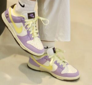 Alternative view of Giày Nike Dunk Low Premium 'Lilac Bloom' FB7910-500