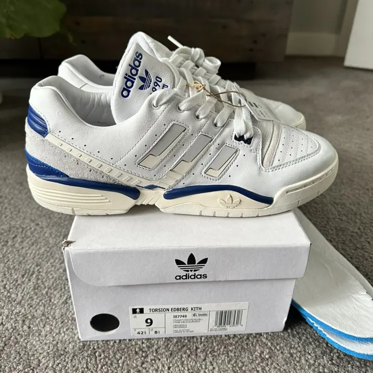 Alternative view of Giày Adidas Torsion Edberg Comp x Kith ‘Royal’ IE7749