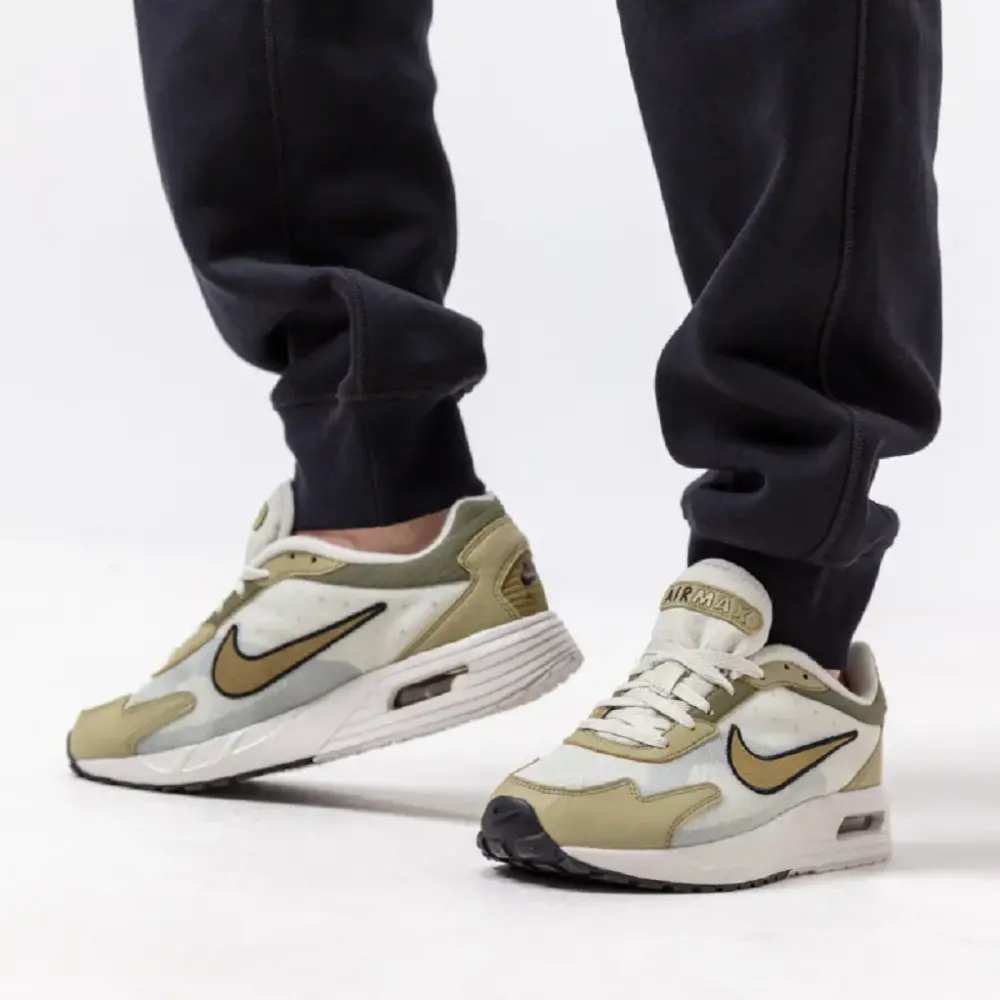 Alternative view of Giày Nike Air Max Solo ' Light Bone' FN0136-001