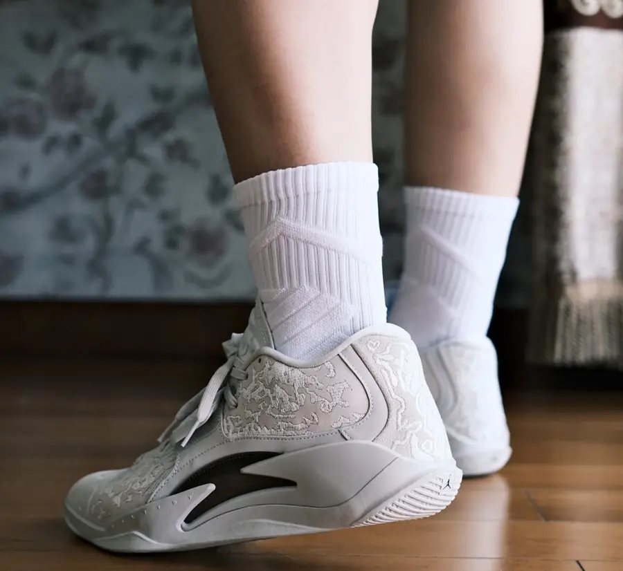 Giày Nike Jordan Zion 3 SE 'Light Bone' FN1714-040 - Ảnh 4