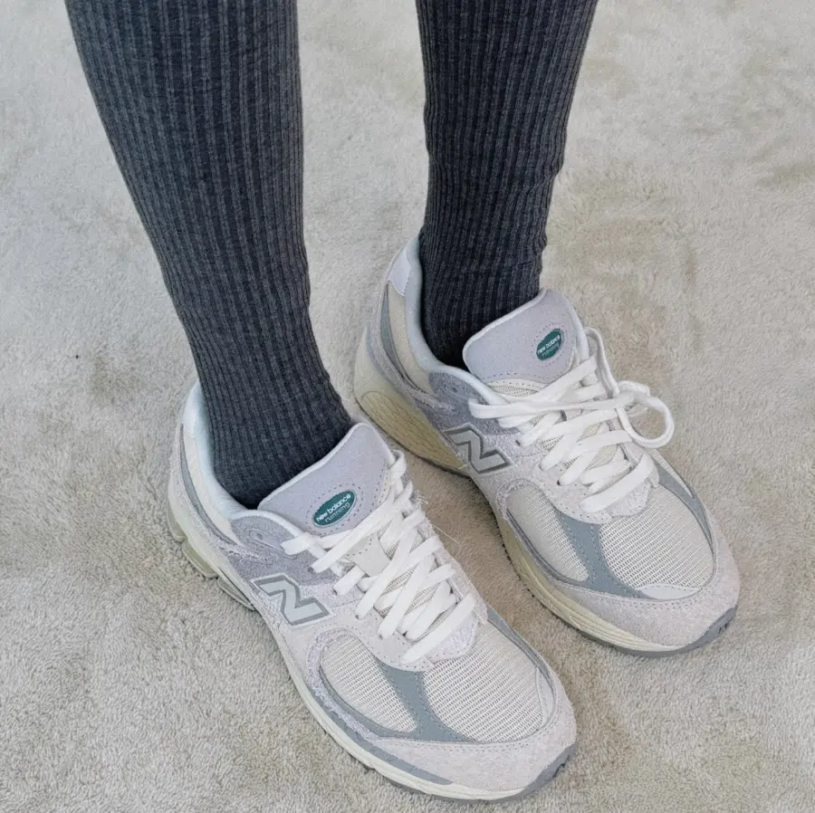 Giày New Balance 2002R ‘Beige Grey’ M2002REK - Ảnh 4