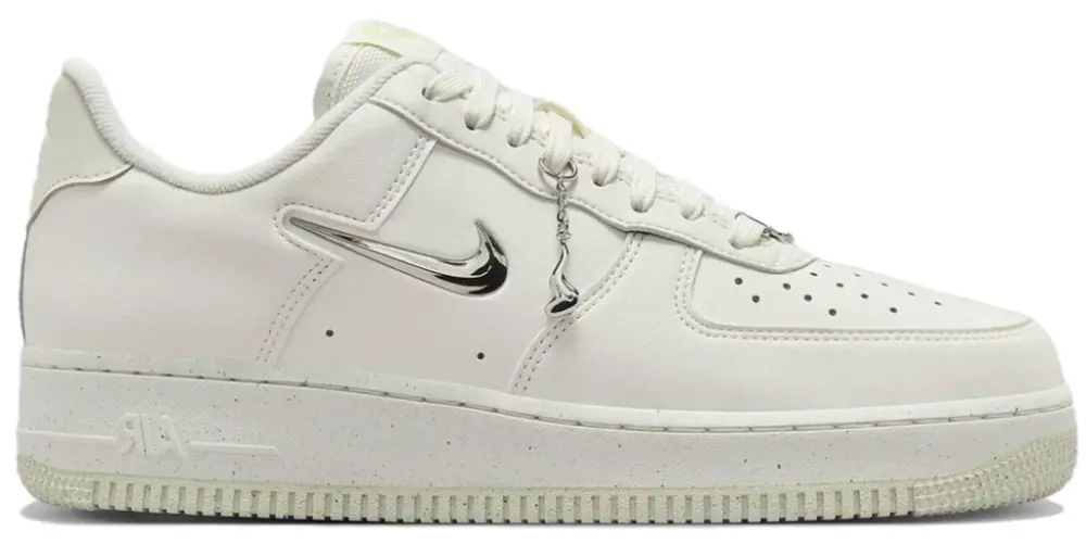 Giày Nike Air Force 1 ’07 SE ‘Liquid Metal’ FN8540-100