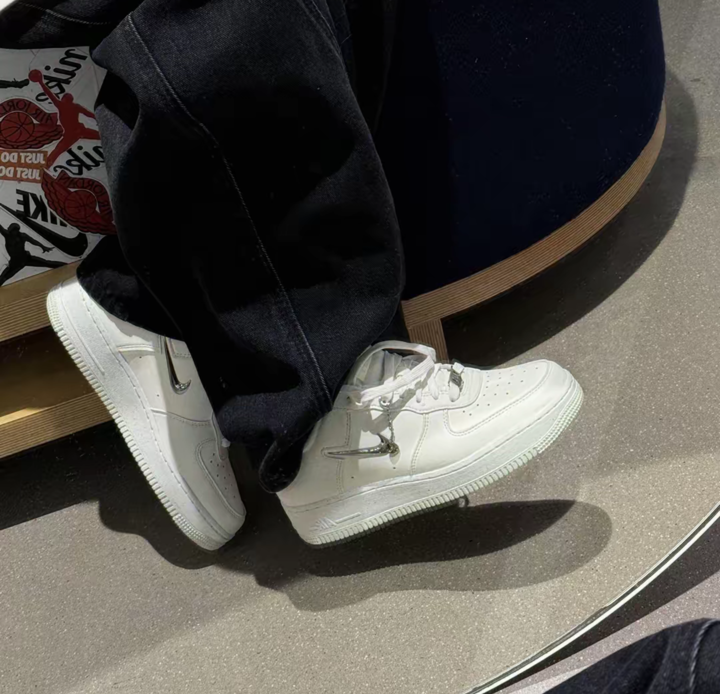 Giày Nike Air Force 1 ’07 SE ‘Liquid Metal’ FN8540-100 - Ảnh 4