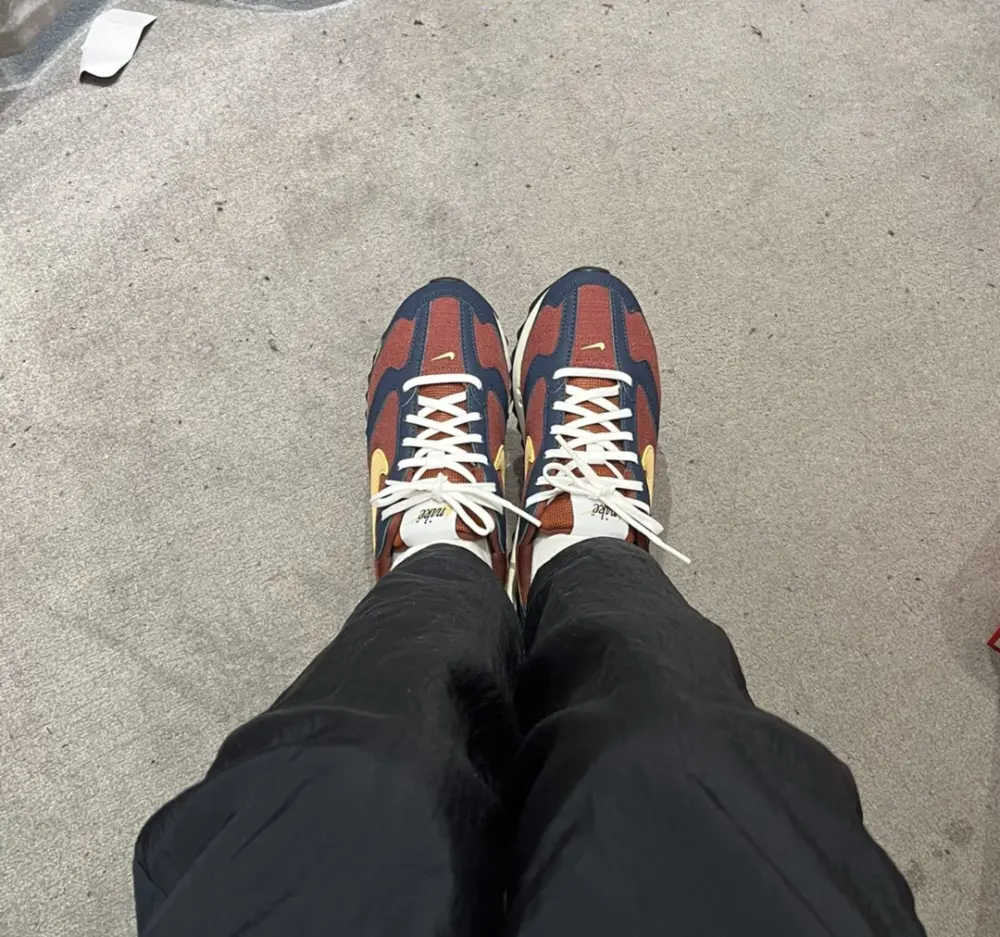 Alternative view of Giày Nike Air Max Dawn ‘Dark Pony Obsidian’ DX5655-200