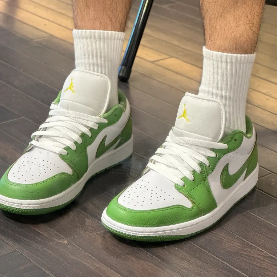 Alternative view of Giày Nike Air Jordan 1 Low ‘Chlorophyll’ HF4823-100