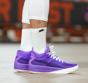 Alternative view of Giày Puma Clyde All-Pro x LaMelo Ball ‘Purple Glimmer’ 379339-01