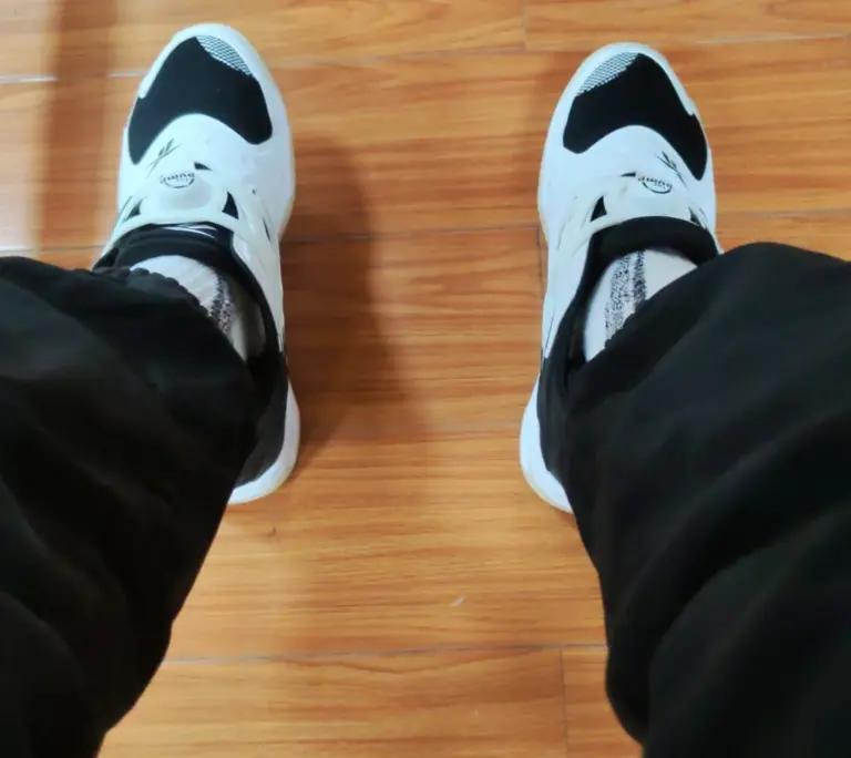 Alternative view of Giày Reebok Pump Court ‘White Black’ FV6083