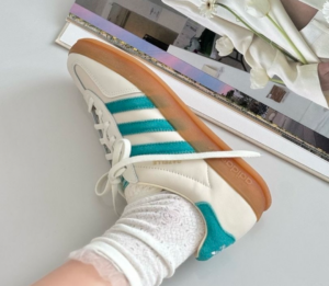Alternative view of Giày Adidas Gazelle Indoor ‘Chalk Turquoise’ JI2583