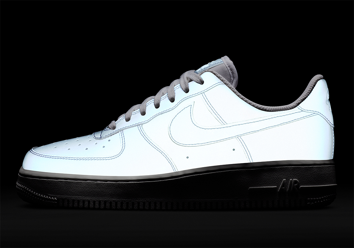 Giày Nike Wmns Air Force 1 ’07 ‘Reflective’ DC2062-100 - Ảnh 2