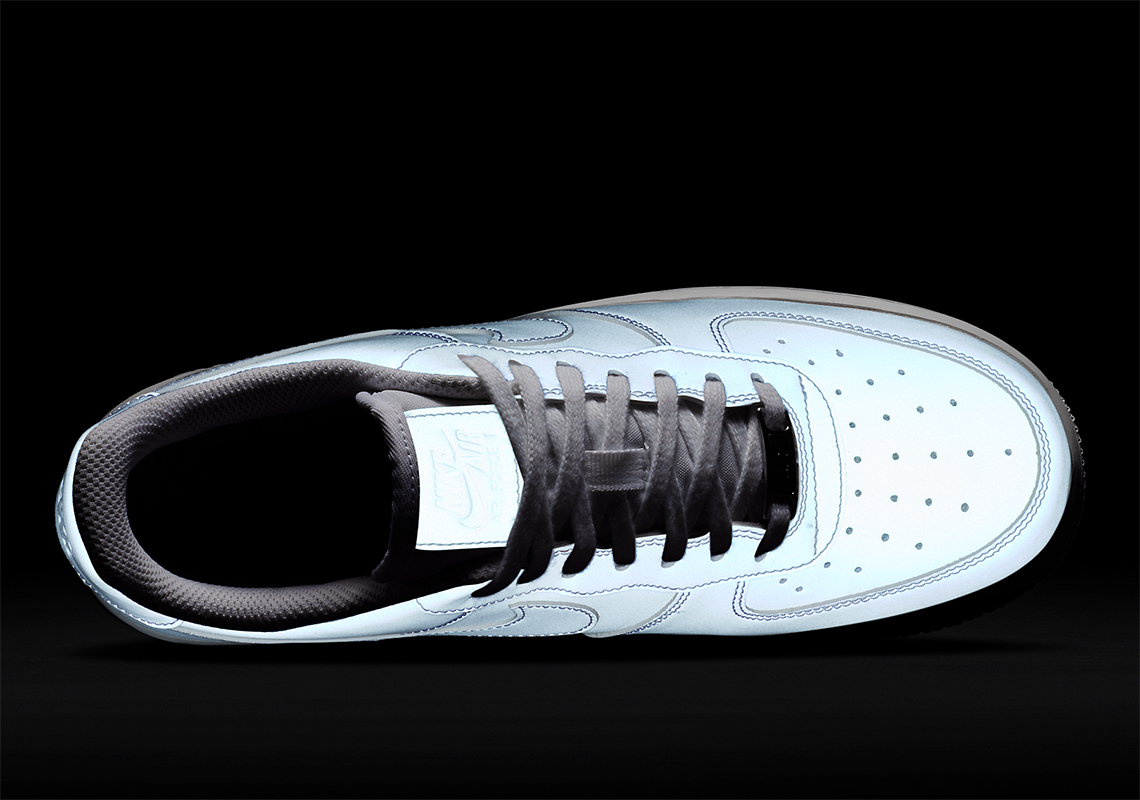 Giày Nike Wmns Air Force 1 ’07 ‘Reflective’ DC2062-100 - Ảnh 3