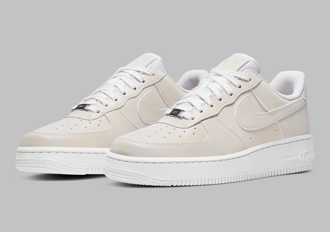 Giày Nike Wmns Air Force 1 ’07 ‘Reflective’ DC2062-100 - Ảnh 5