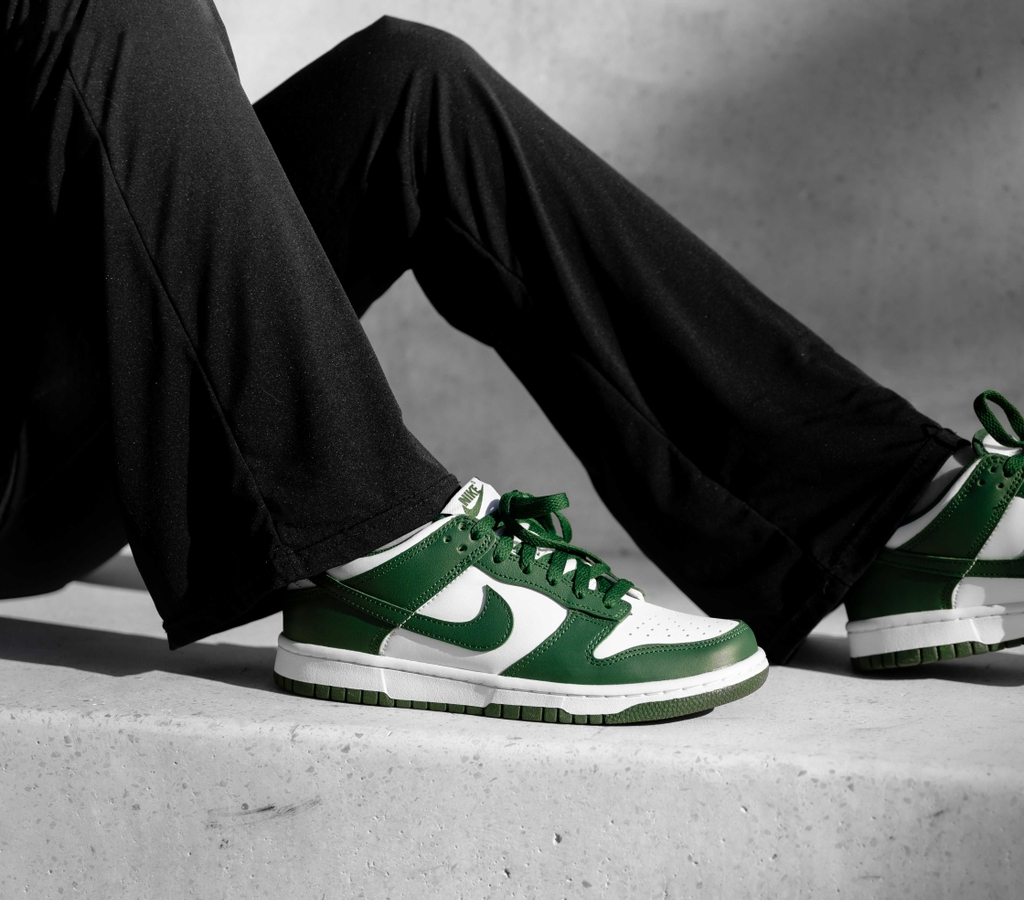 Giày Nike Dunk Low 'Michigan State' CW1590-102 - Ảnh 8