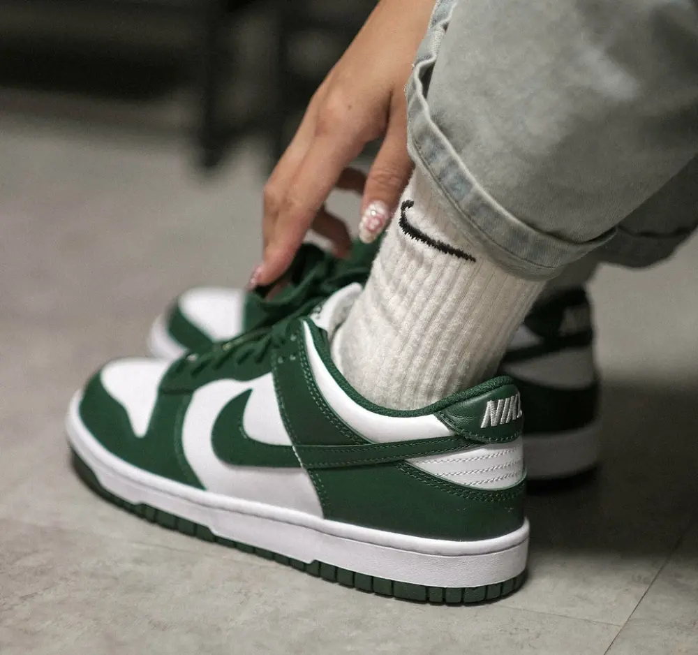 Giày Nike Dunk Low 'Michigan State' CW1590-102 - Ảnh 5