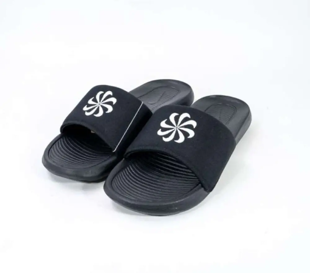 Alternative view of Dép Nike Victori One Next Nature ‘Black’ DM8598-002