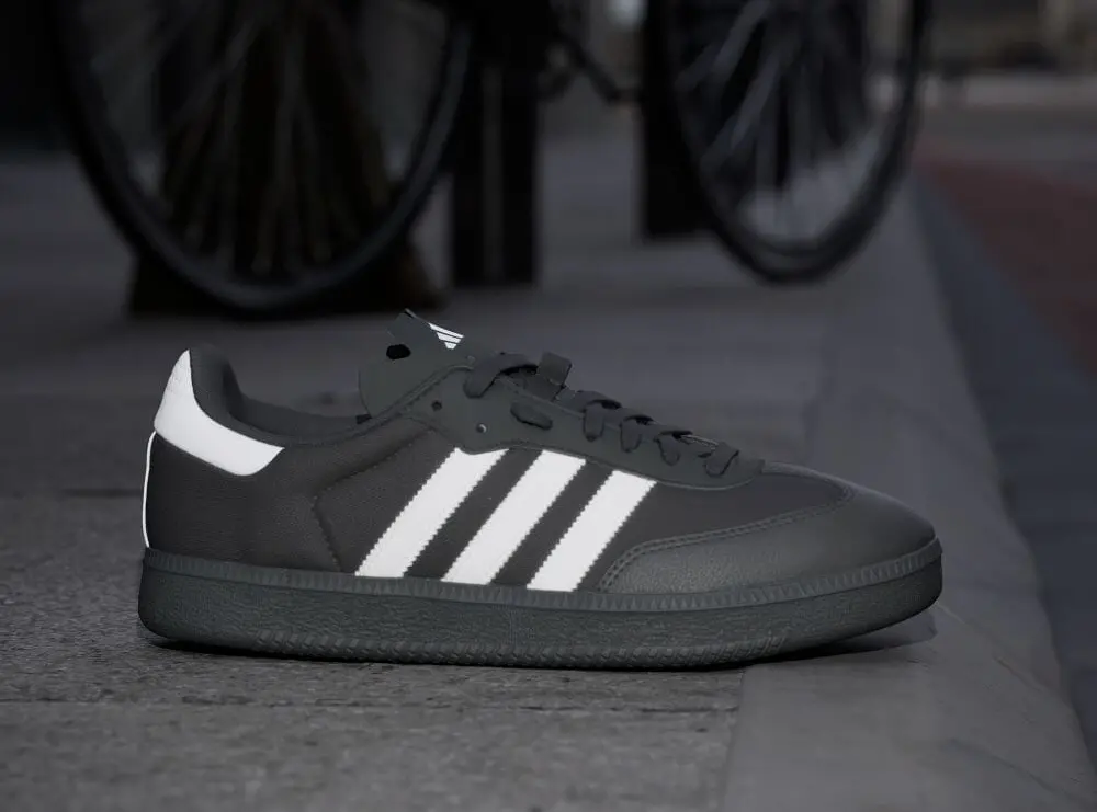 Alternative view of Giày Adidas Velosamba Nature Cycling 'Core Black' IE0232
