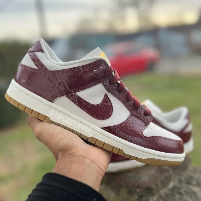 Alternative view of Giày Nike Dunk Low LX "Red Croc" FJ2260-004