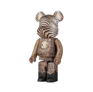 Alternative view of Mô Hình Bearbrick Macau 2023 x Roberto Cavalli