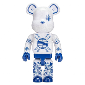 Mô Hình Bearbrick Macau 2023 x Senado Square