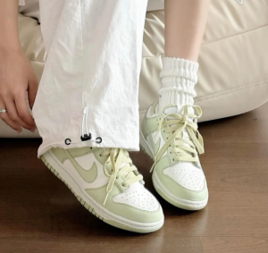 Alternative view of Giày Nike Dunk Low Next Nature 'Olive Aura' HF5384-300