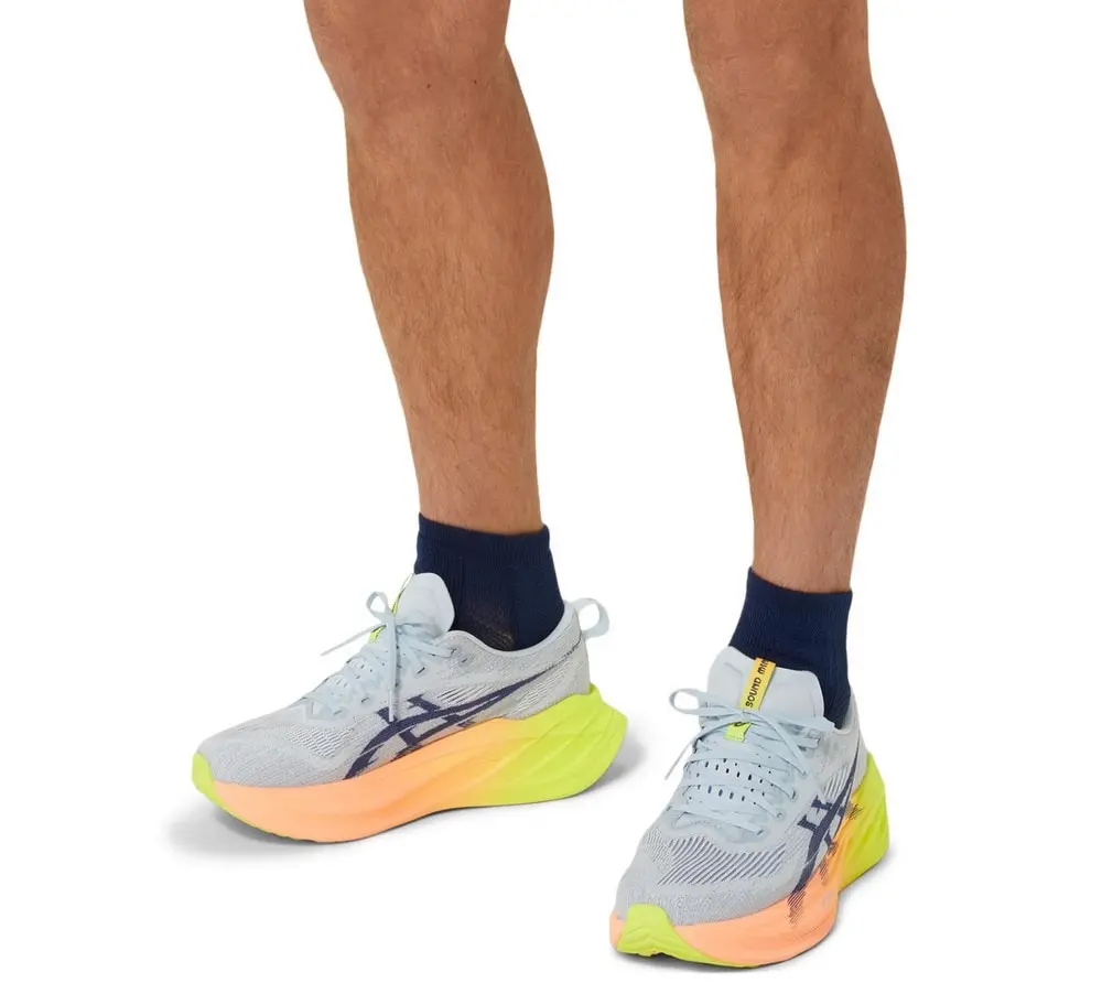 Alternative view of Giày Asics Superblast 2 'Paris' 1013A150-750