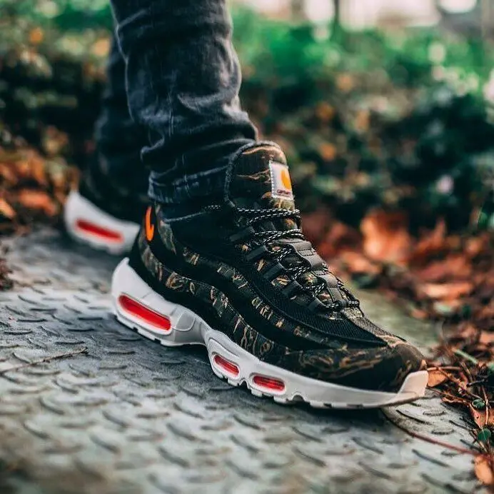 Alternative view of Giày Nike Carhartt WIP x Air Max 95 ‘Camo’ AV3866-001