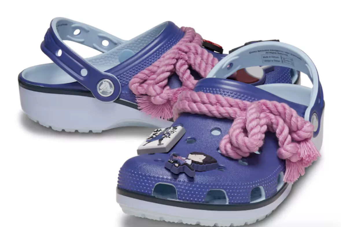 Dép Crocs Classic Clog x Naruto Shippuden ‘Sasuke’ 209884-4JQ - Ảnh 3