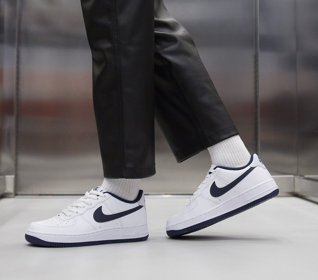 Giày Nike Air Force 1 ‘White Midnight Navy’ FV5948-104 - Ảnh 3