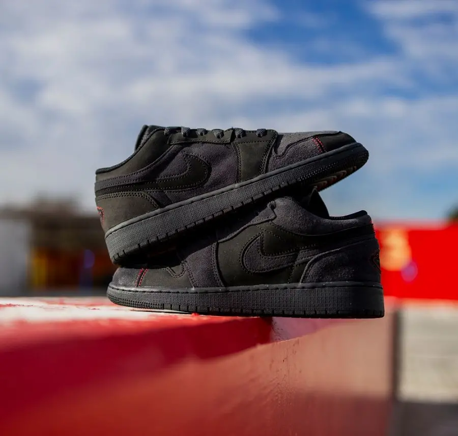 Alternative view of Giày Air Jordan 1 Low SE Craft GS ‘Dark Smoke Red’ FQ7757-001
