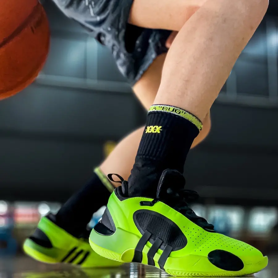 Alternative view of Giày Adidas D.O.N. Issue #5 ‘Lucid Lemon’ IE7801