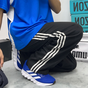 Alternative view of Giày Adidas Switch Move “Royal Blue” ID5250